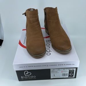 Blondo cognac waterproof dual zip Women’s size 6 1/2 leather booties